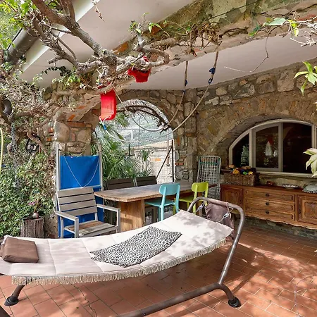 Piccolo Angolo Di Paradiso * Taggia